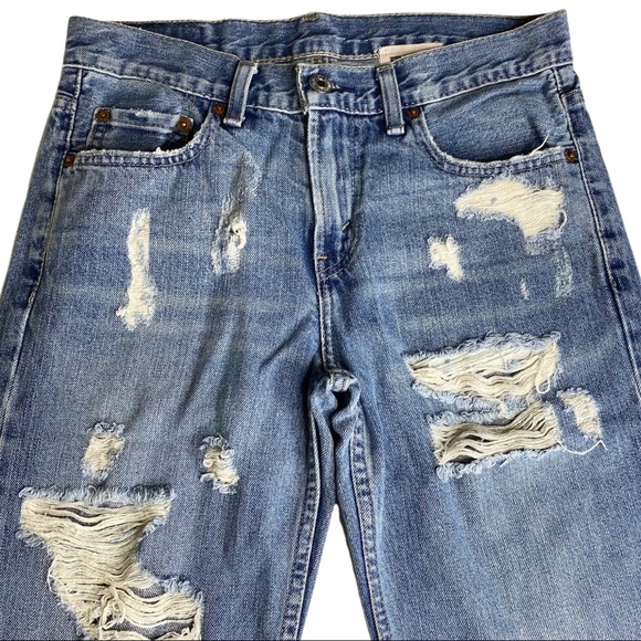 Upcycled Vintage: LF Furst of a Kind ☯︎︎ Levi's® Cut Off Denim Jeans Shorts ☯︎︎ - Picture 3 of 16